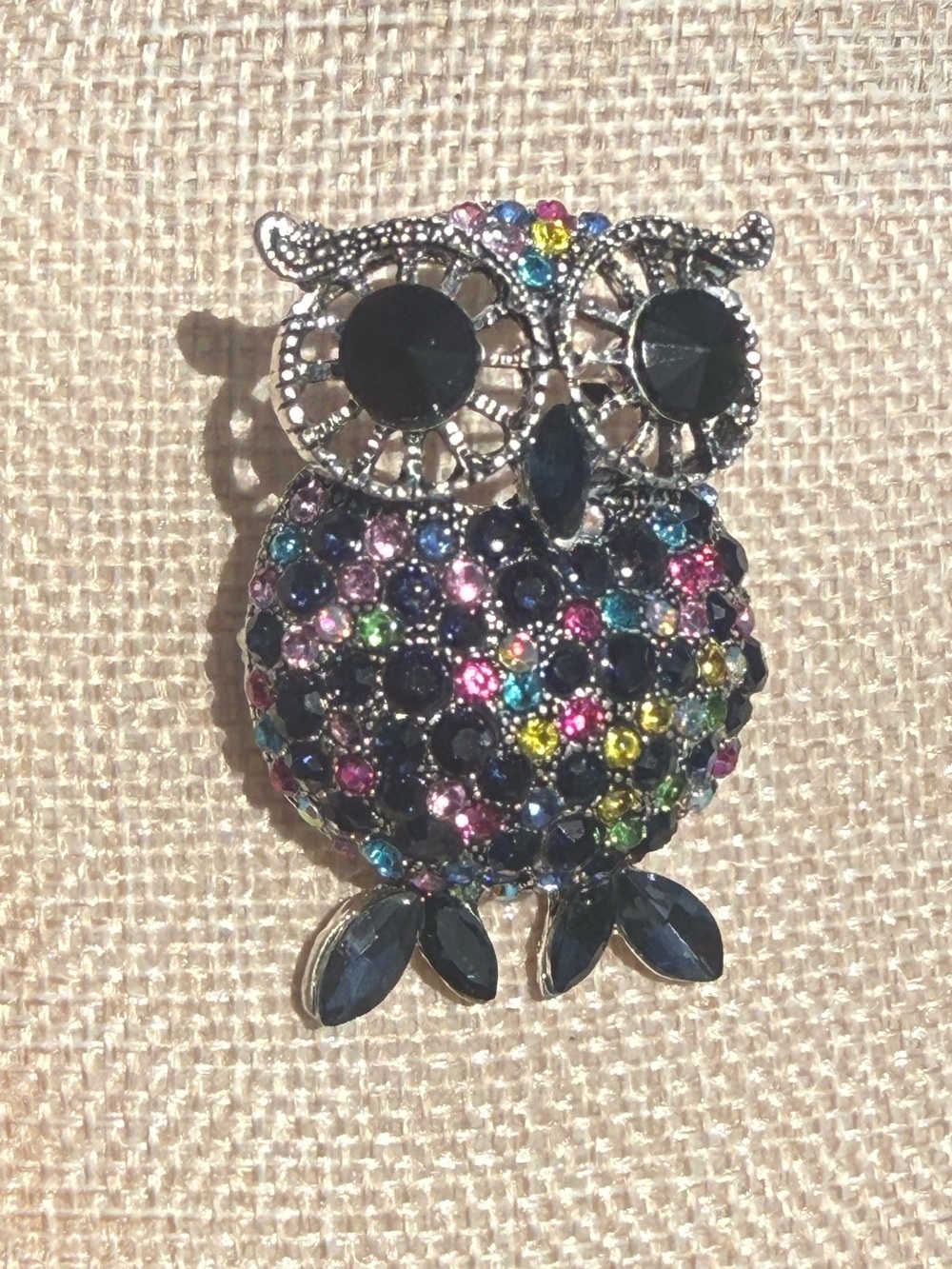 NWT Multicolor Crystal Owl Brooch Colorful Rhinestone Pin Stunning - Picture 4 of 7